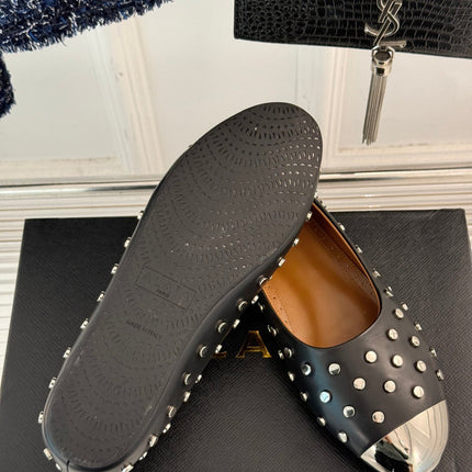 STUD-EMBELLISHED BALLET FLATS IN BLACK CALFSKIN