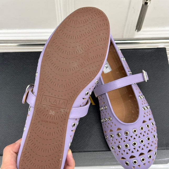 MARY JANE IN PASTEL GRAY CALFSKIN
