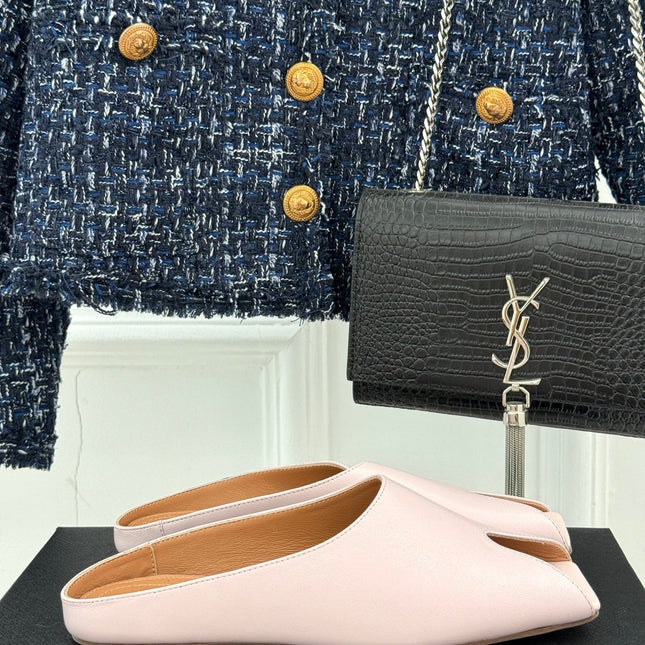 ALAIA FLAT MULE IN LIGHT PINK LAMBSKIN