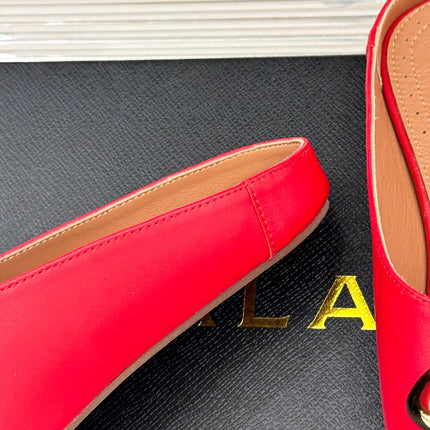 ALAIA FLAT MULE IN CRIMSON RED LAMBSKIN WITH GOLD HARDWARE