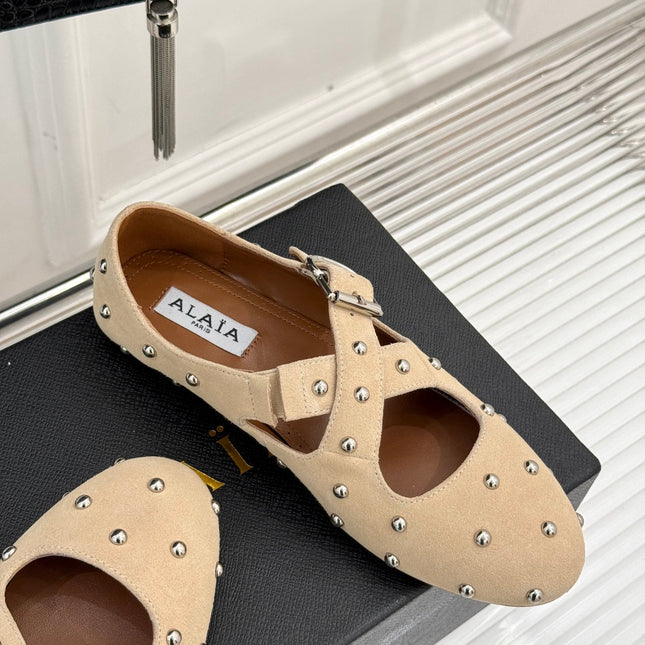 CROSSED STRAP BALLET FLATS IN TUSCAN BEIGE SUEDE