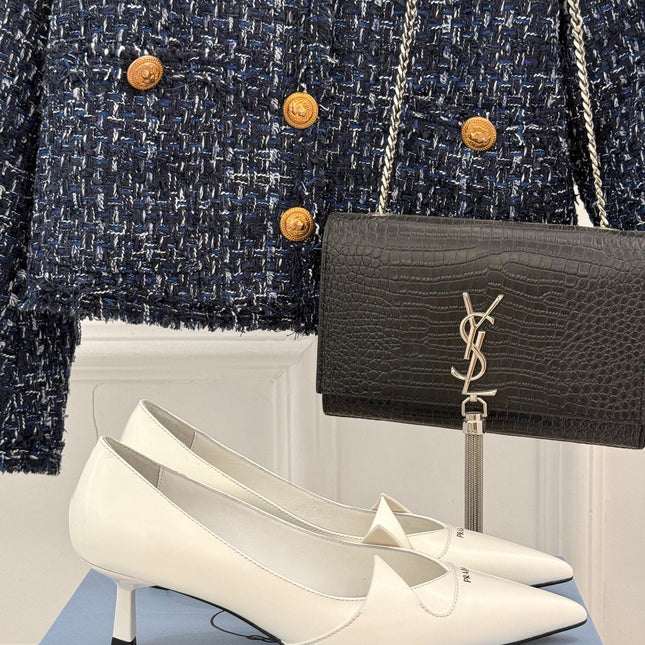 KITTEN HEEL PUMPS IN WHITE CALFSKIN