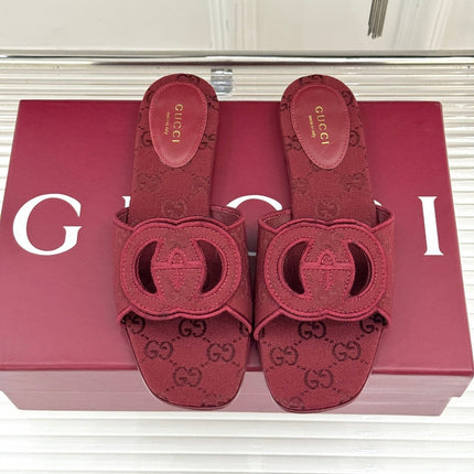 SLIDE SANDALS IN RED FABRIC EMBOSSED LOGO STYLE 4