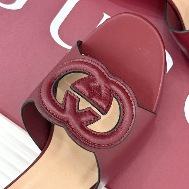 MID-HEEL MULE IN RED CALFSKIN