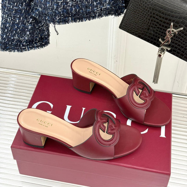 MID-HEEL MULE IN RED CALFSKIN