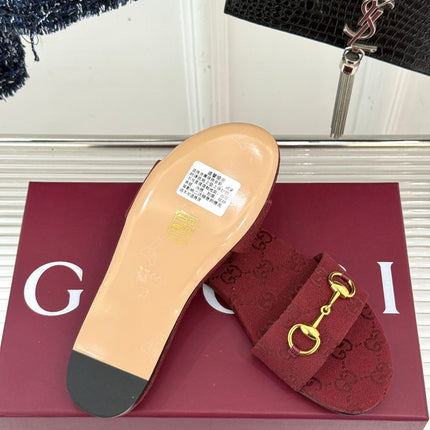 SLIDE SANDALS IN RED FABRIC EMBOSSED LOGO