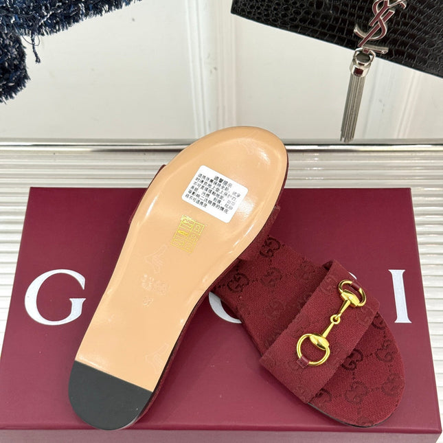 SLIDE SANDALS IN RED FABRIC EMBOSSED LOGO