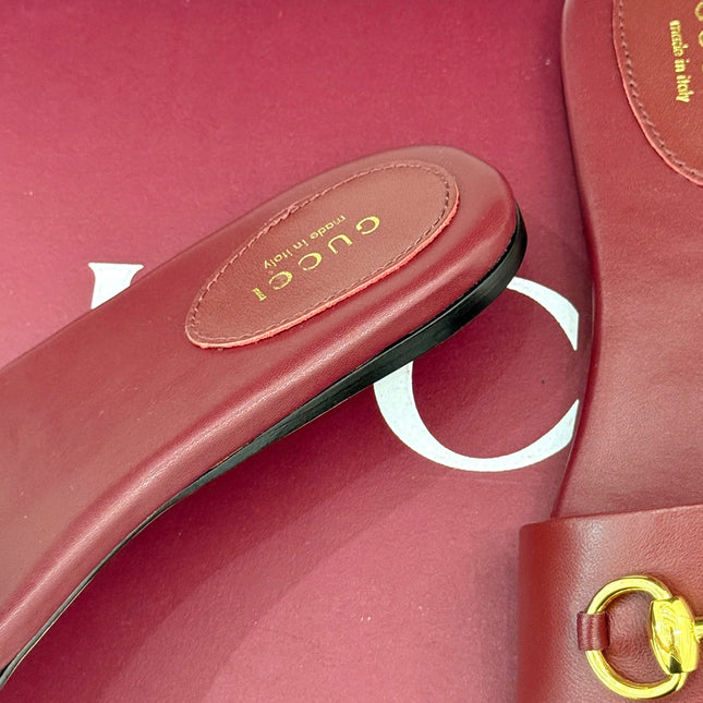 SLIDE SANDALS IN RED CALFSKIN WITH GOLD HARDWARE