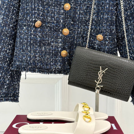 SLIDE SANDALS IN WHITE CALFSKIN WITH GOLD HARDWARE