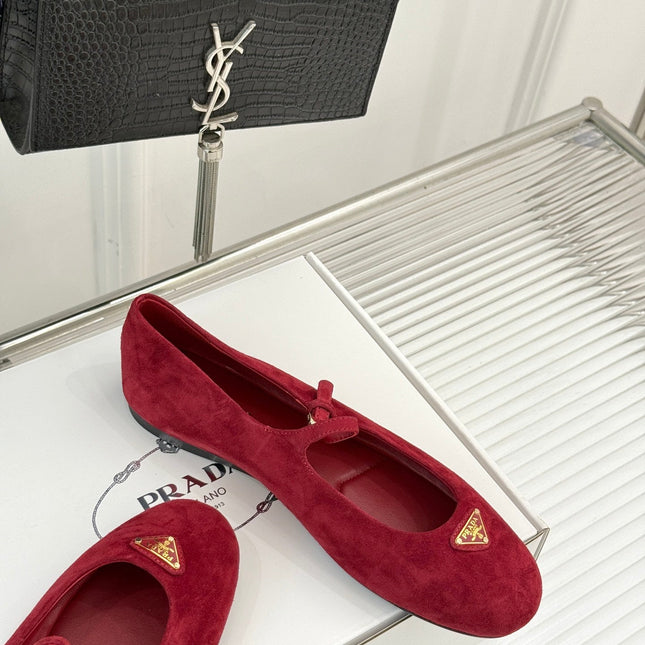 PRADA 25S SOFT PADDED BALLERINAS IN DARK RED SUEDE