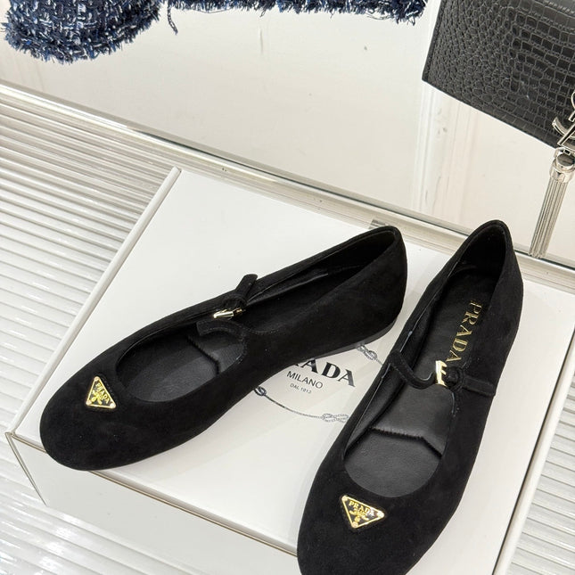 PRADA 25S SOFT PADDED BALLERINAS IN BLACK SUEDE