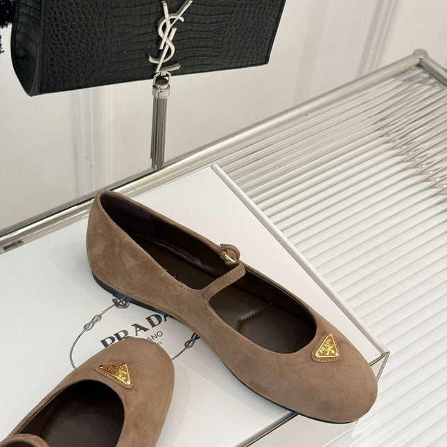 PRADA 25S SOFT PADDED BALLERINAS IN BROWN SUEDE