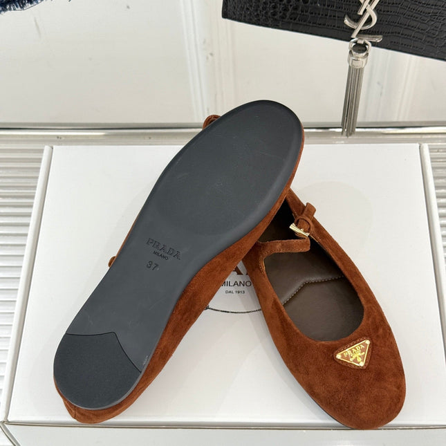 PRADA 25S SOFT PADDED BALLERINAS IN BURNT ORANGE SUEDE