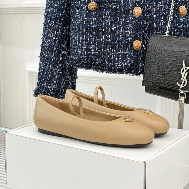 PRADA 25S SOFT PADDED BALLERINAS IN BEIGE NAPPA LEATHER