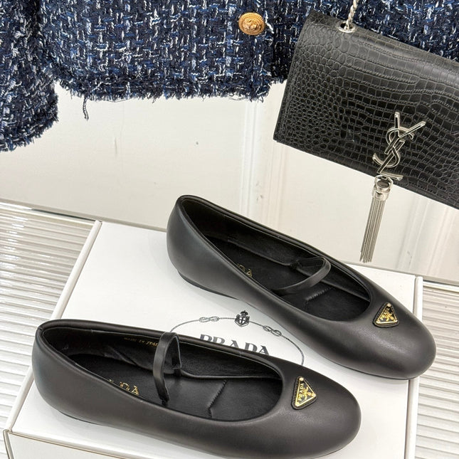 PRADA 25S SOFT PADDED BALLERINAS IN BLACK NAPPA LEATHER