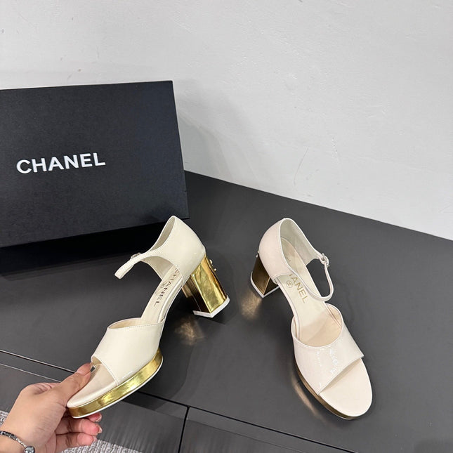 BLOCK HEEL SANDALS WHITE SHEEPSKIN