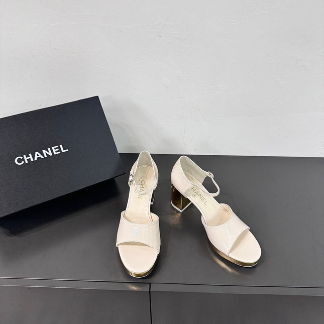 BLOCK HEEL SANDALS WHITE SHEEPSKIN