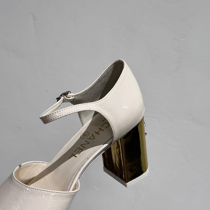 BLOCK HEEL SANDALS WHITE SHEEPSKIN