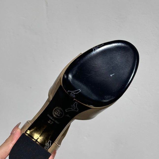 BLOCK HEEL SANDALS BEIGE SHEEPSKIN