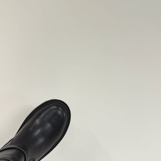 MAJOR ANKLE BOOT IN BLACK CALFSKIN