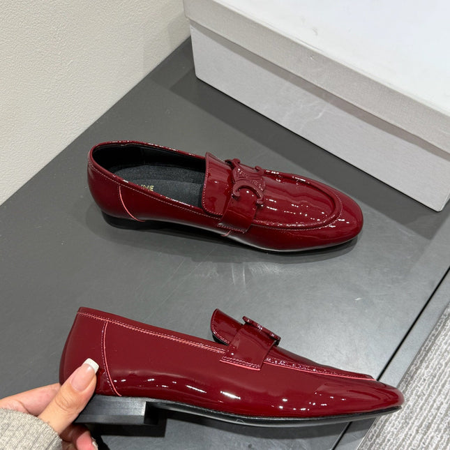 TRIOMPHE LOAFERS IN MAROON RED PATENT CALFSKIN