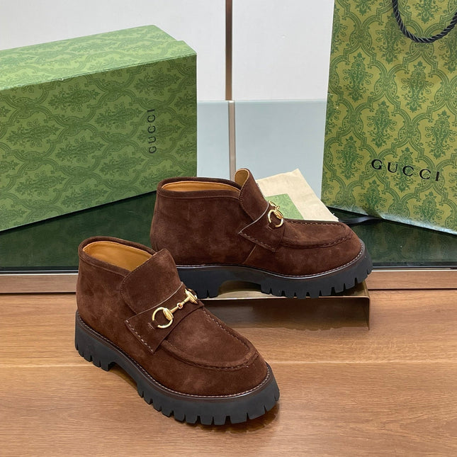 GG WOMEN'S HORSEBIT ANKLE BOOTS 4.5 CM IN DARK BROWN SUEDE