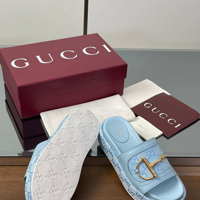 HIGH 5.5 CM WEDGE SANDALS IN BLUE CALFSKIN AND FABRIC