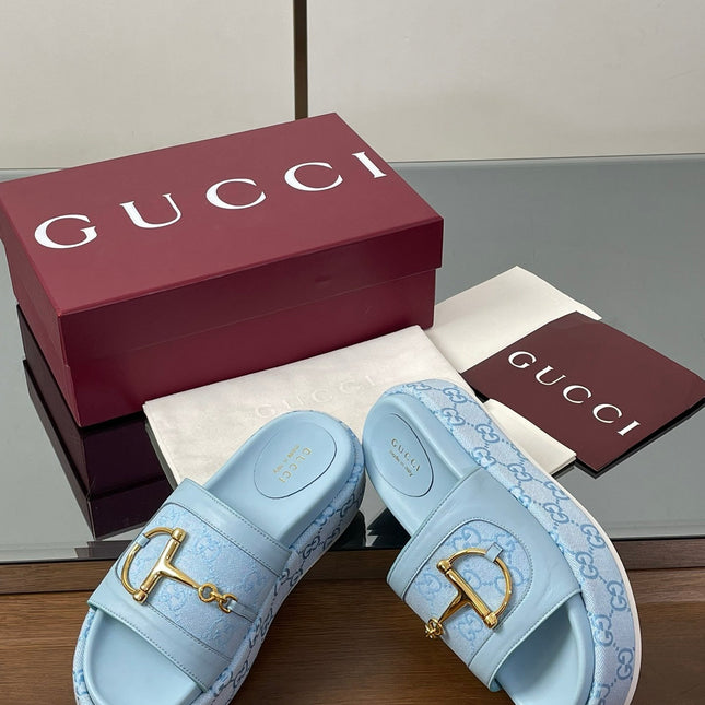 HIGH 5.5 CM WEDGE SANDALS IN BLUE CALFSKIN AND FABRIC