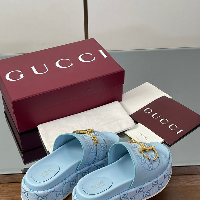 HIGH 5.5 CM WEDGE SANDALS IN BLUE CALFSKIN AND FABRIC