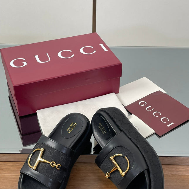 HIGH 5.5 CM WEDGE SANDALS IN BLACK CALFSKIN AND FABRIC