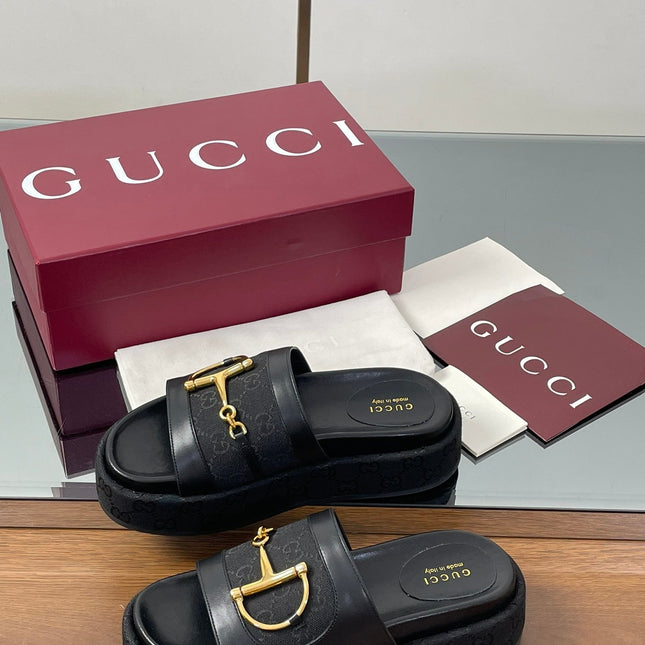 HIGH 5.5 CM WEDGE SANDALS IN BLACK CALFSKIN AND FABRIC