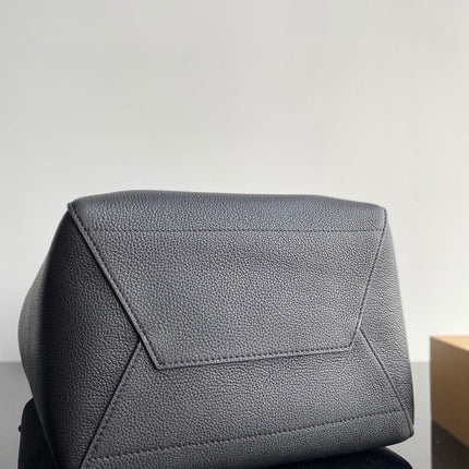 SANGLE SEAU BUCKET 33 BAG BLACK CALFSKIN
