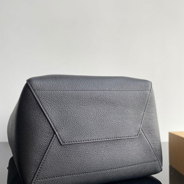 SANGLE SEAU BUCKET 33 BAG BLACK CALFSKIN