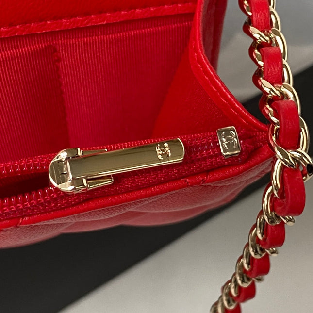 CC SMALL 17 FLAP BAG IN CHERRY RED CALFSKIN WITH STRAP