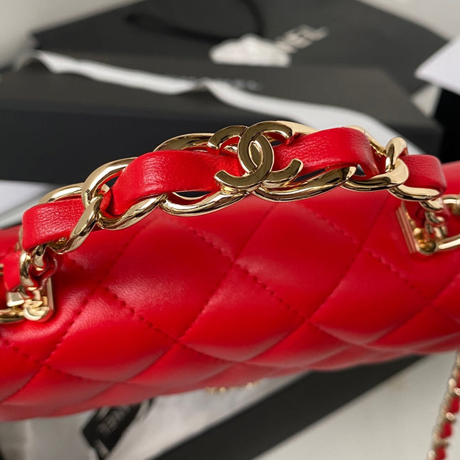 CC SMALL 17 FLAP BAG IN CHERRY RED CALFSKIN WITH STRAP