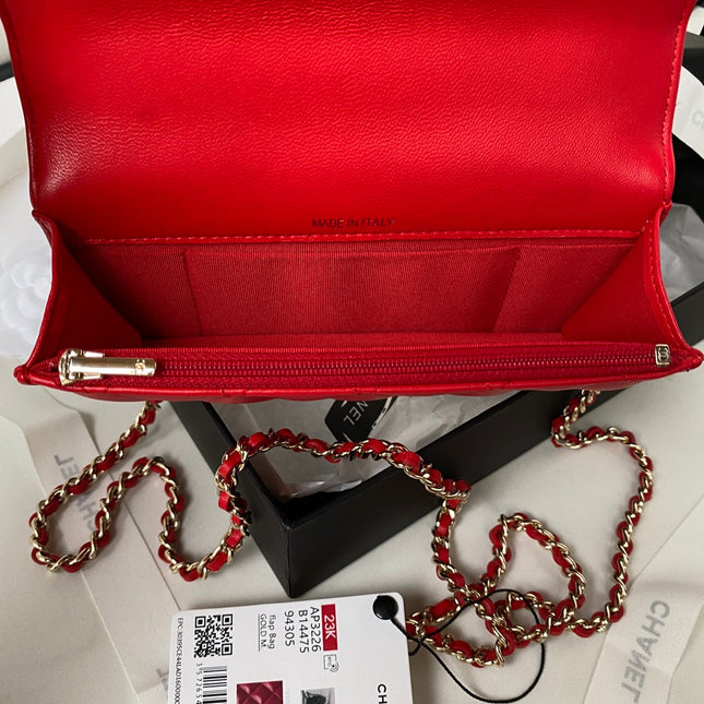 CC SMALL 17 FLAP BAG IN CHERRY RED CALFSKIN WITH STRAP