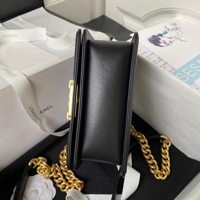 CHANEL 25S LEBOY 20 CM IN BLACK LAMBSKIN WITH GOLD HARDWARE