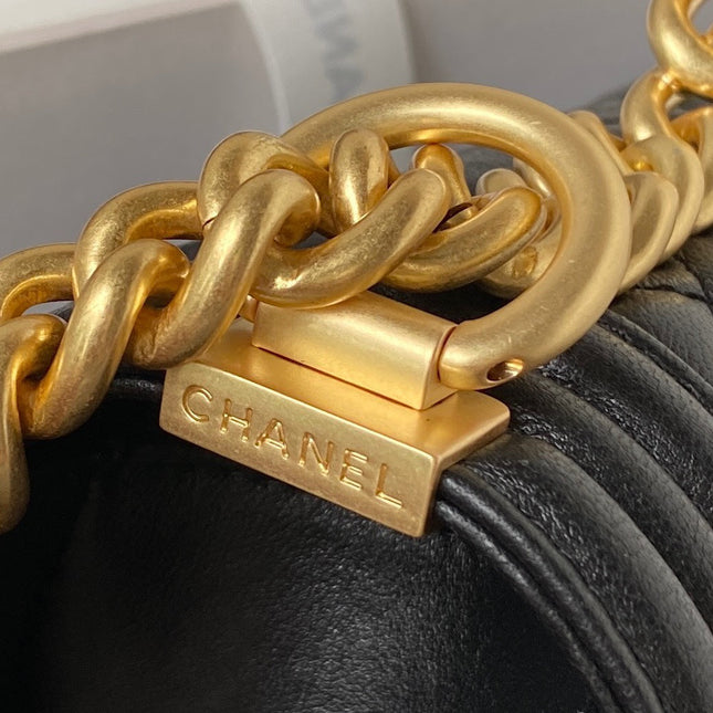 CHANEL 25S LEBOY 25 CM IN BLACK LAMBSKIN WITH GOLD HARDWARE