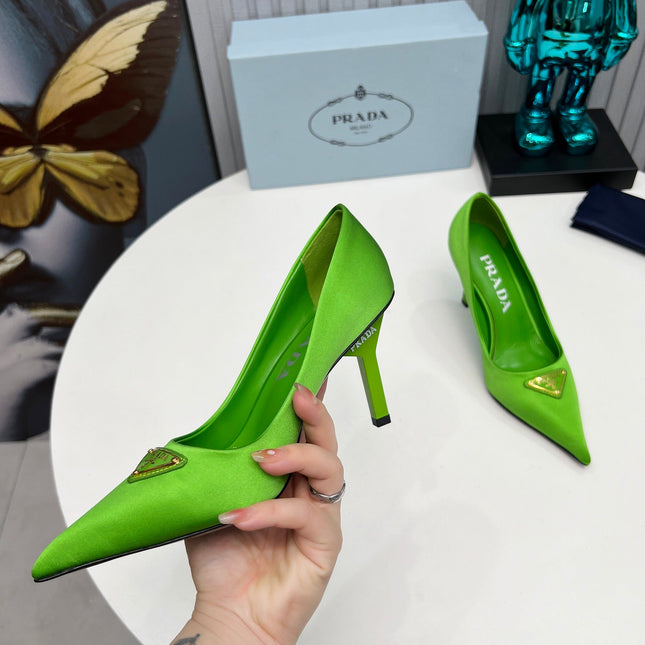 HIGH-HEEL PUMPS IN THYME GREEN SATIN