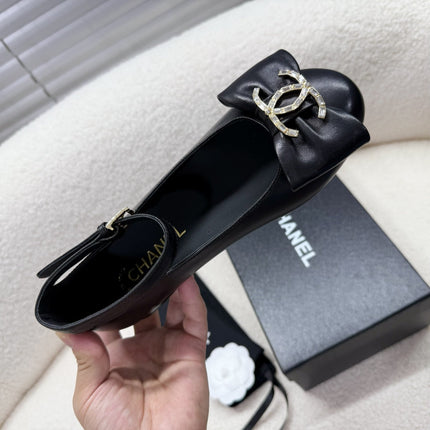 MARY JANE BOW SHOES IN BLACK LAMBSKIN