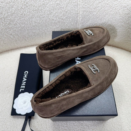 LOAFER IN CHOCOLATE BROWN SUEDE AND WOOL LINING