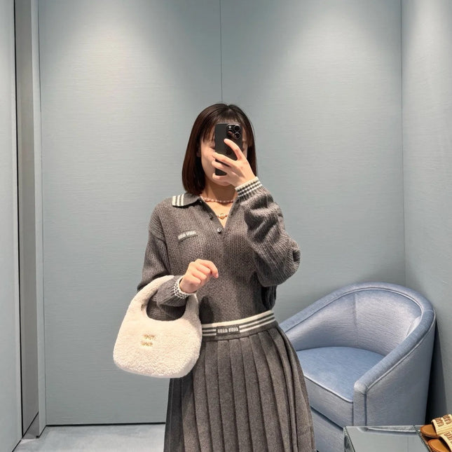 MIUMIU TOP AND SKIRT SET STYLE 373