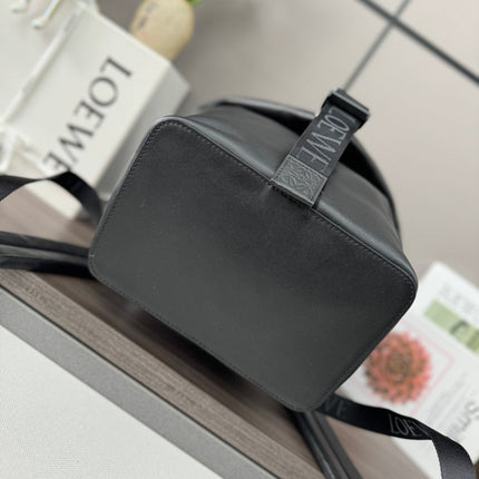 LOE 41 SMALL CONVERTIBLE BACKPACK IN BLACK CLASSIC CALFSKIN