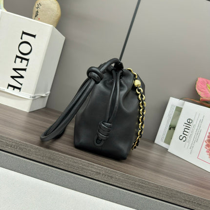 LOE MEDIUM 30 FLAMENCO PURSE BUCKET IN BLACK LAMBSKIN