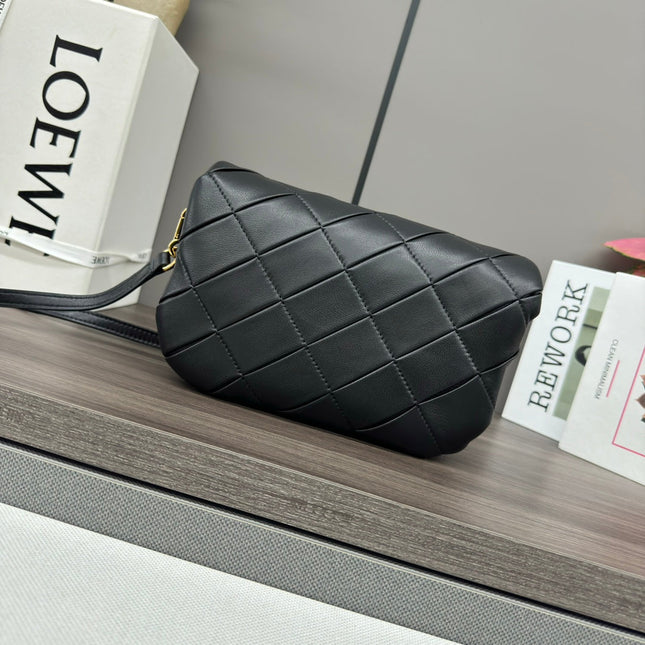 LOE 20 PUFFER GOYA BAG IN BLACK NAPPA LAMBSKIN