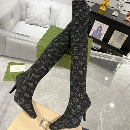 THIGH HIGH BOOTS IN BLACK KNITTED FABRIC