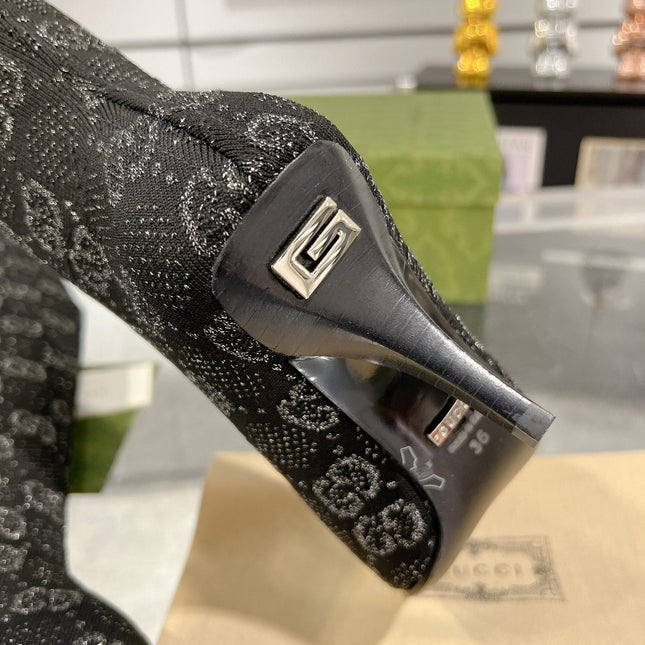 THIGH HIGH BOOTS IN BLACK KNITTED FABRIC