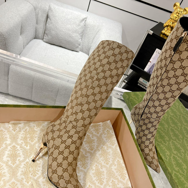 GG KNEE BOOTS IN BEIGE MONOGRAM JACQUARD FABRIC AND CALFSKIN LINING
