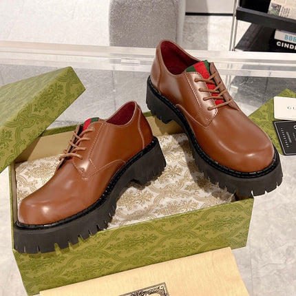 GG LACE-UP LOAFER WITH WEB IN CARAMEL BROWN SHINY LEATHER