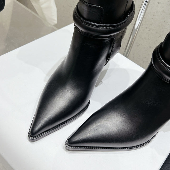 VERNEUIL ANKLE BOOT WITH TRIOMPHE IN BLACK CALFSKIN